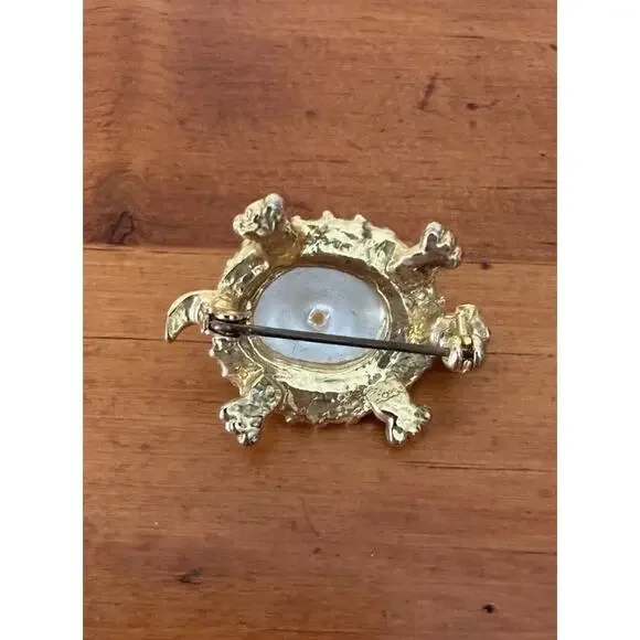 Vintage Faux Pearl Turtle Brooch Gold Tone Rhinestone Shell Green Crystal Eyes - Picture 8 of 8